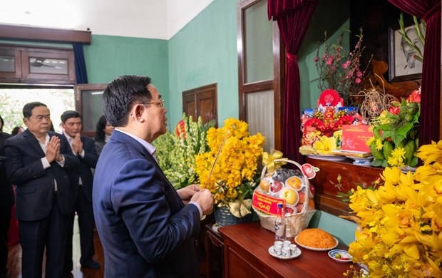 top legislator commemorates president ho chi minh at relic site picture 1