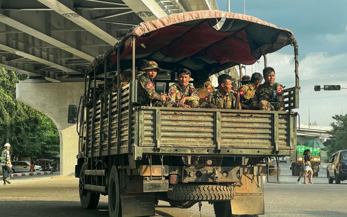 myanmar tiep tuc gia han tinh trang khan cap hinh anh 1