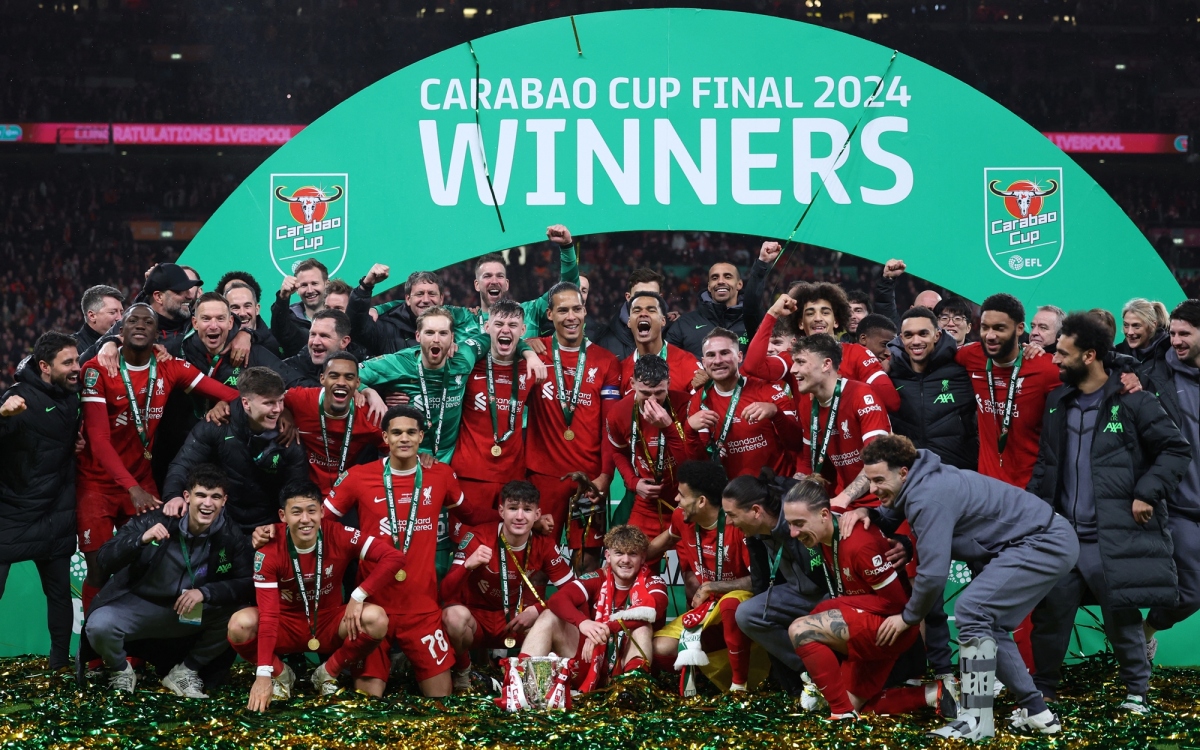 Niềm vui nhân đôi, Liverpool chiêu mộ thành công Xabi Alonso sau chức vô địch Carabao Cup?