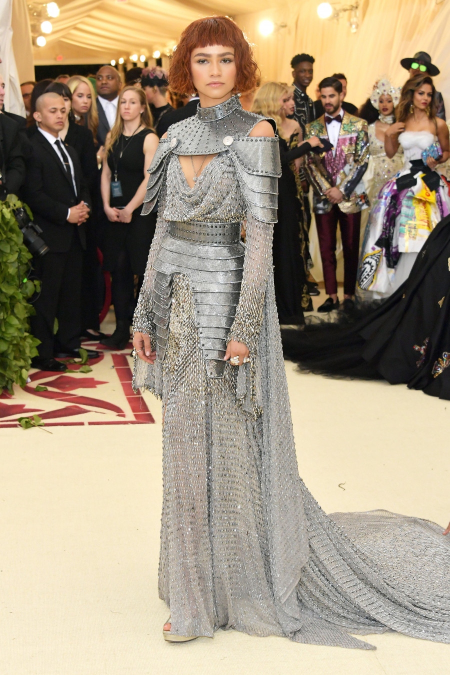 thoi trang an tuong cua zendaya tai met gala hinh anh 7