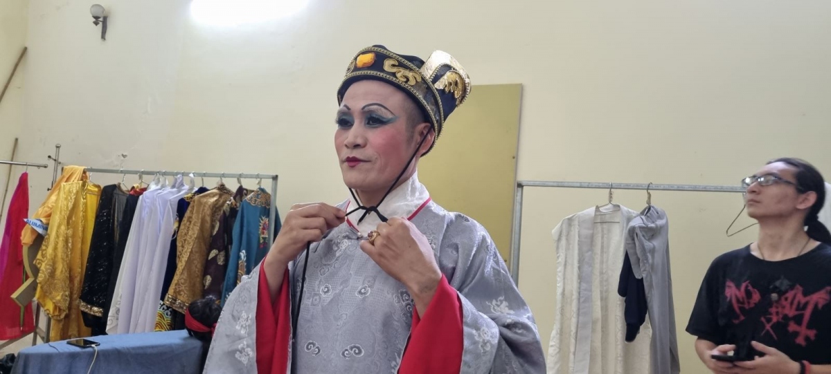 sau cánh màn nhung hình ảnh 10 sau canh man nhung hinh anh 10