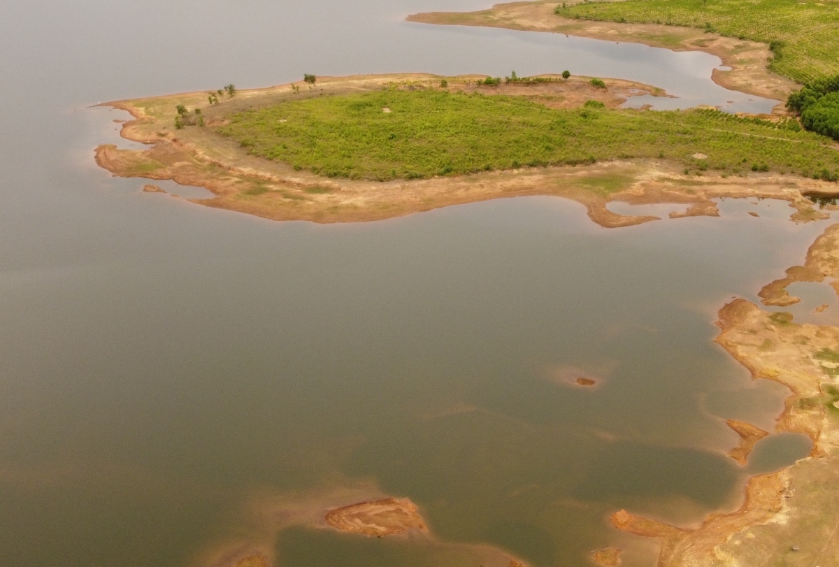 2 be trai tu vong o ho bau bang, quang binh hinh anh 1