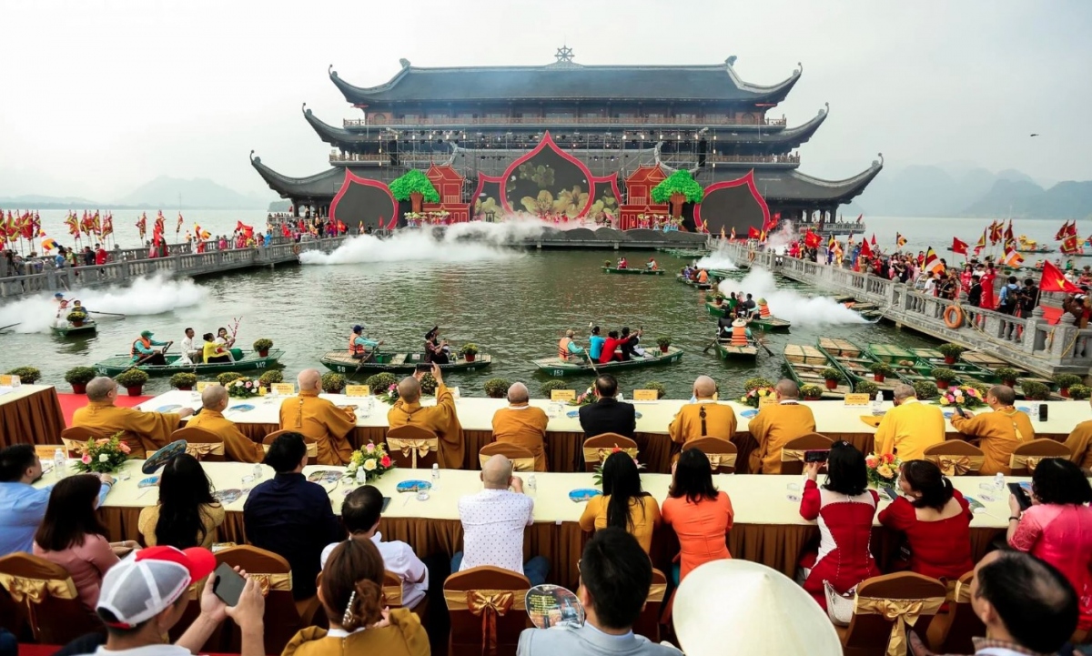 tam chuc pagoda festival opens with unique water procession ceremony picture 1