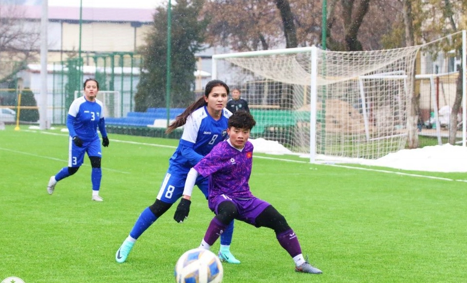 u20 nu viet nam va u20 nu uzbekistan cua diem duoi con mua tuyet hinh anh 1