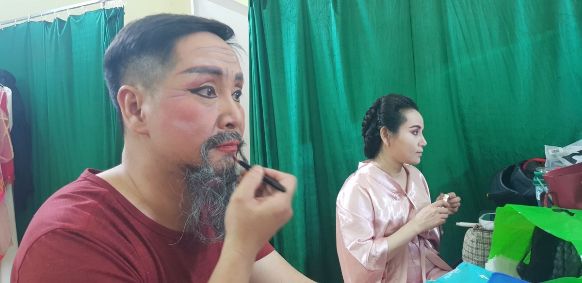 sau cánh màn nhung hình ảnh 4 sau canh man nhung hinh anh 4