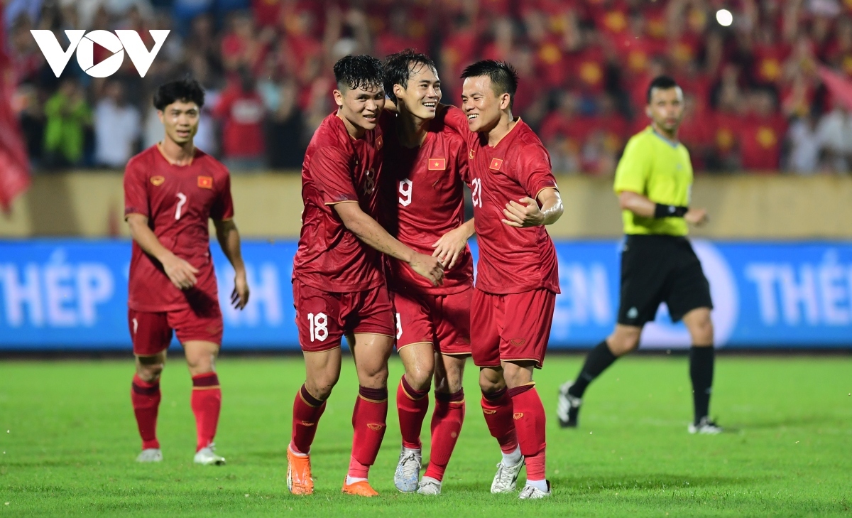vietnam slip out of top 100 in latest fifa rankings picture 1