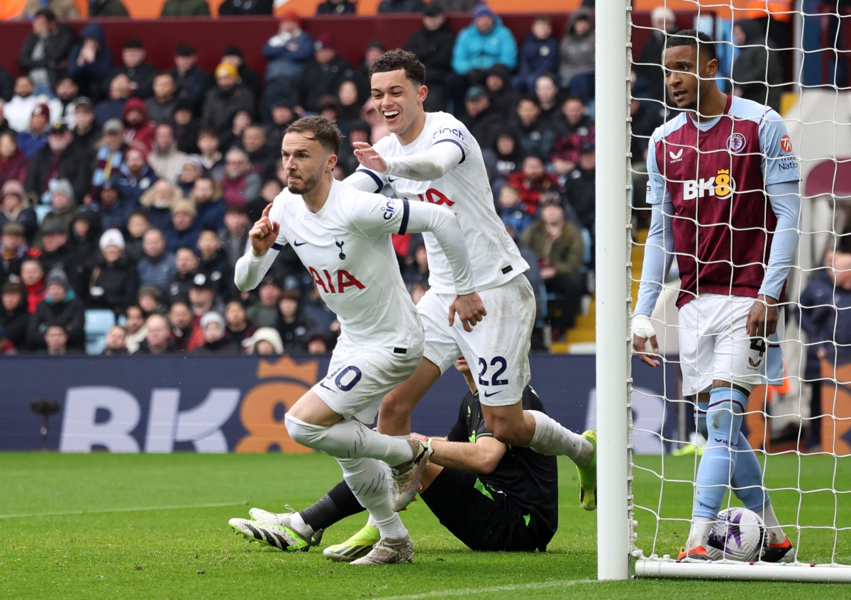 son heung min ghi ban va kien tao, tottenham thang dam 10 nguoi cua aston villa hinh anh 2