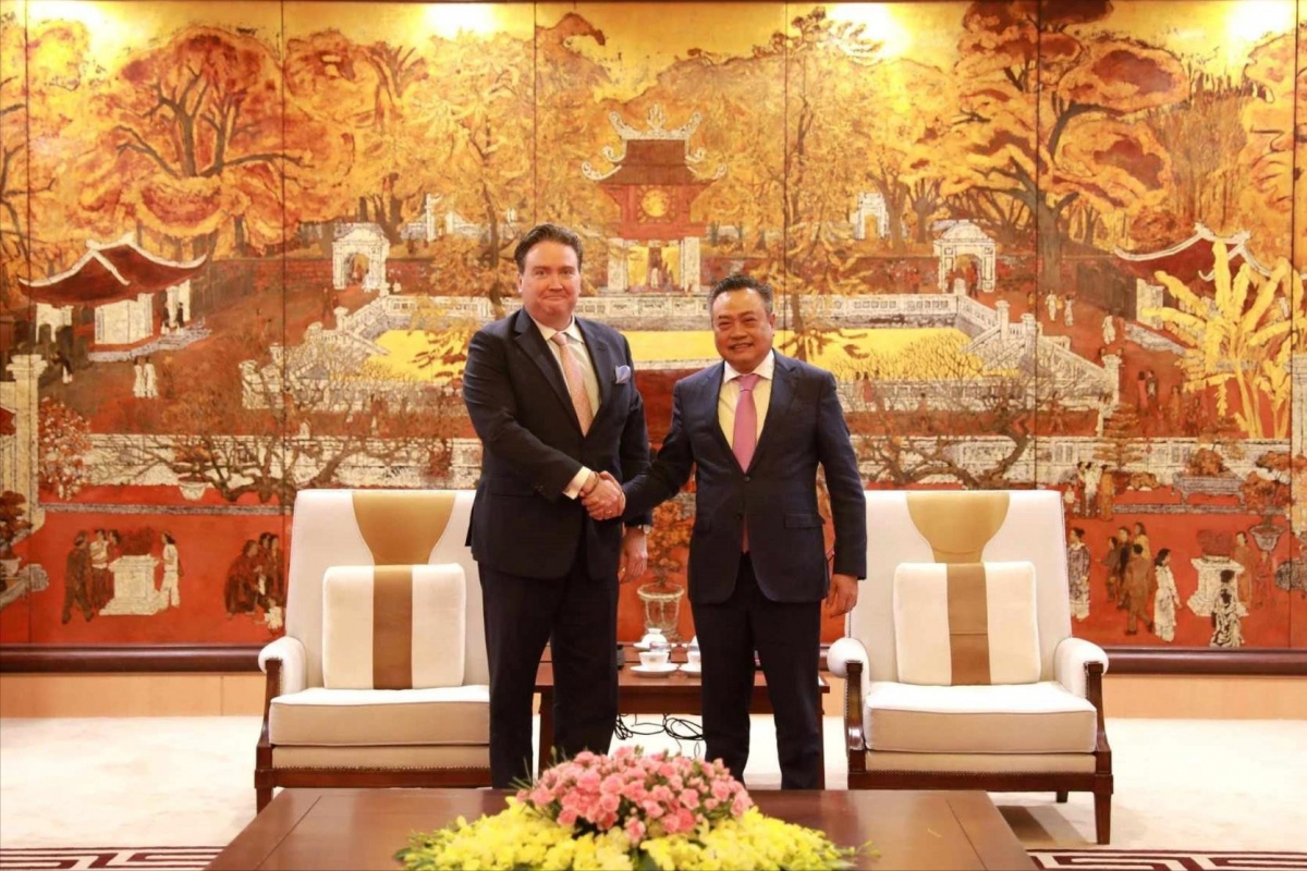 hanoi and us embassy bolster cooperation picture 1