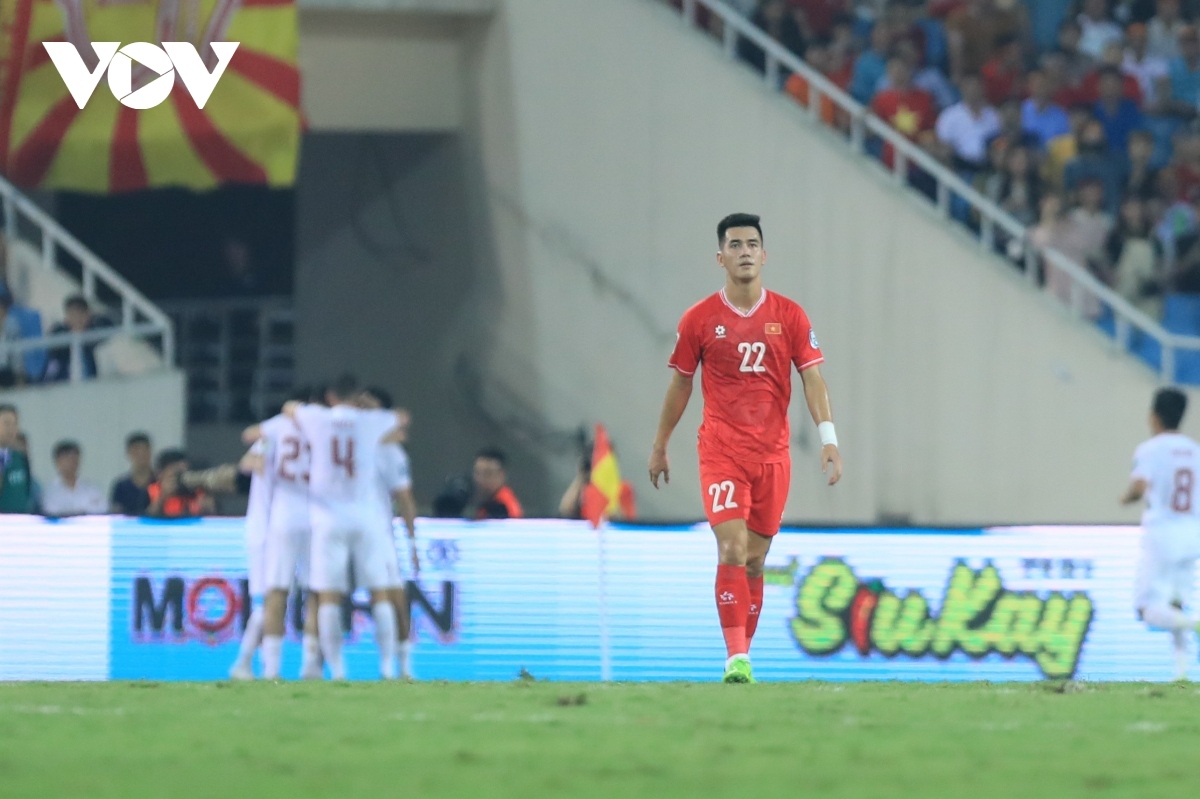 world cup qualifiers vietnam lose 0-3 to indonesia on home soil picture 1