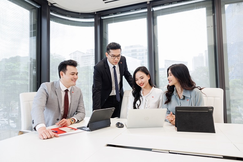 Giải mã sức bật của Techcombank năm 2024