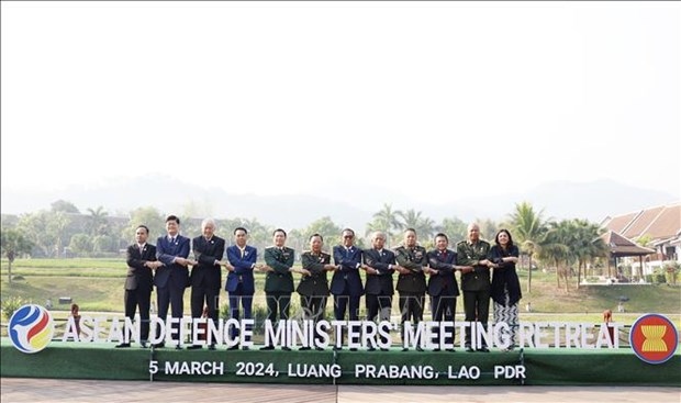 vietnam calls for stronger asean defence cooperation at regional meeting picture 1