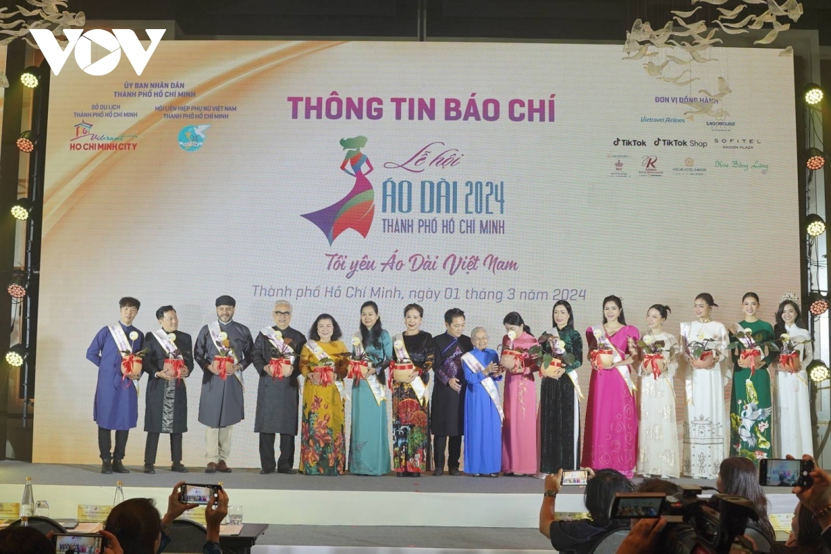 ao dai festival to return to ho chi minh city picture 1