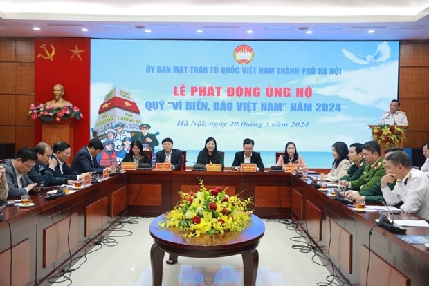 hanoi raises nearly vnd40 bln for seas islands fund picture 1
