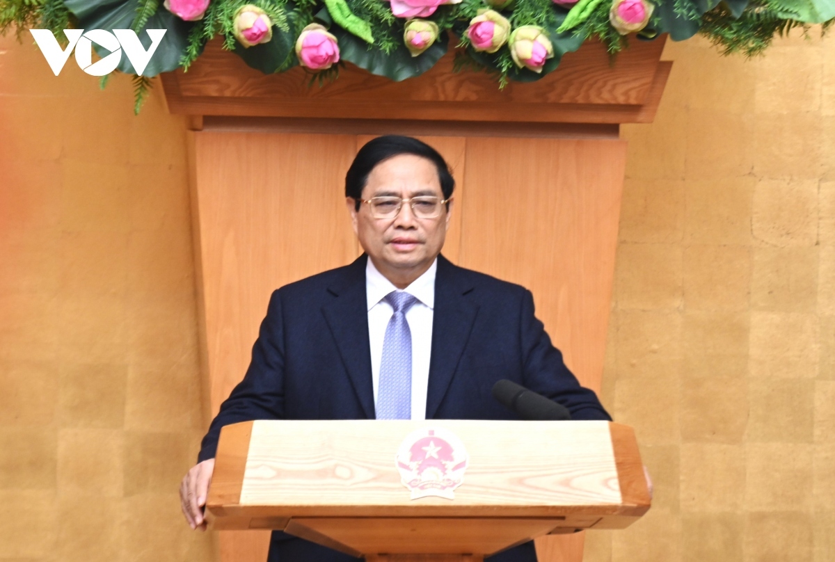 pm chinh underscores accelerating development with fresh impetus in time ahead picture 2