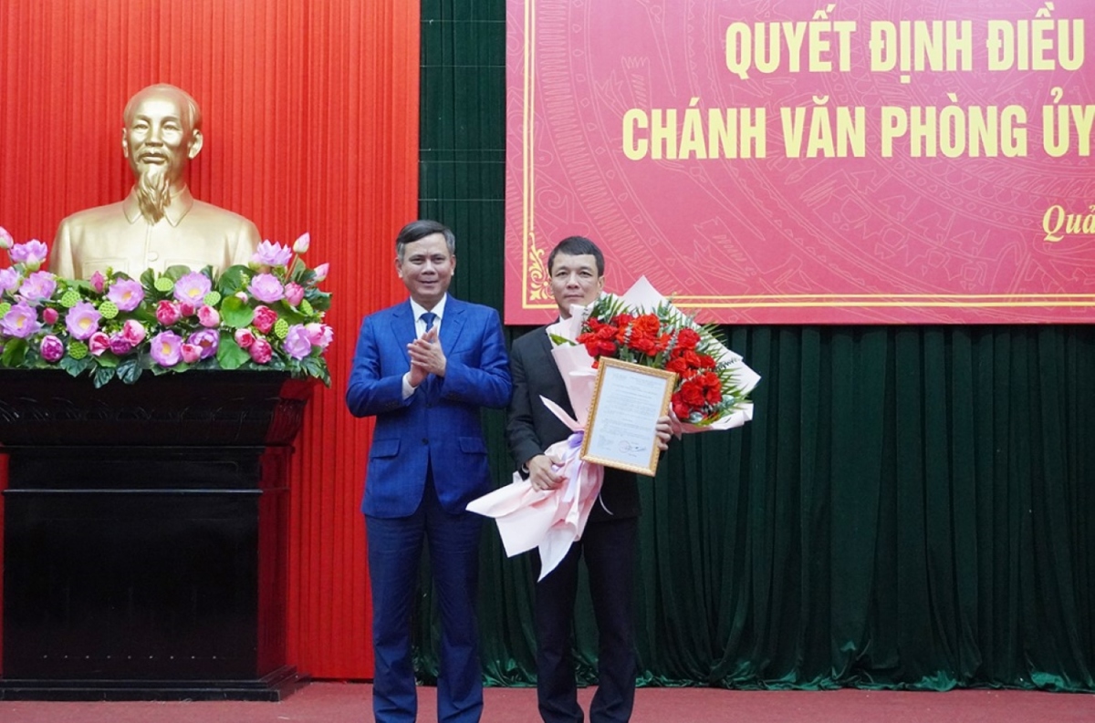 Điều động, bổ nhiệm giám đốc các sở và Chánh Văn phòng UBND tỉnh Quảng Bình