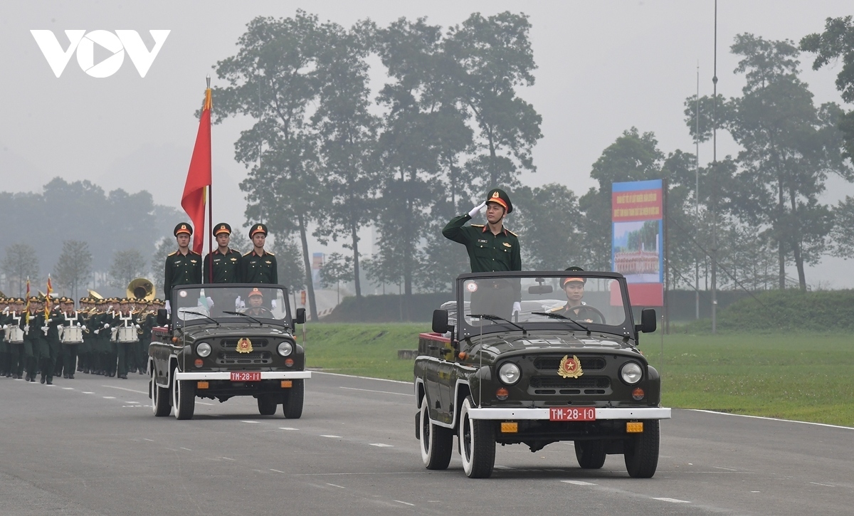 rehearsal for military parade to mark 70th anniversary of dien bien phu victory picture 1