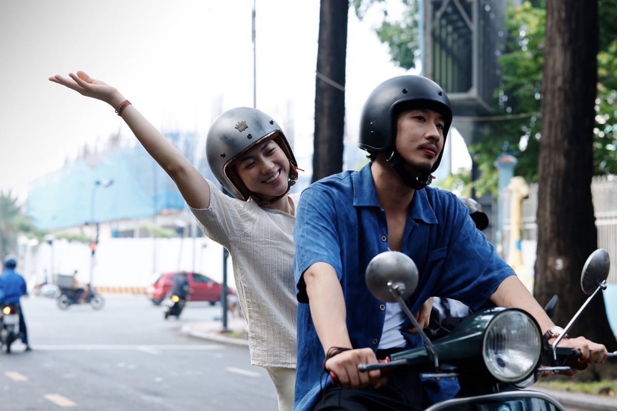 TP.HCM sẽ phạt 4 cụm rạp vì để người chưa đủ 18 tuổi xem phim "Mai"
