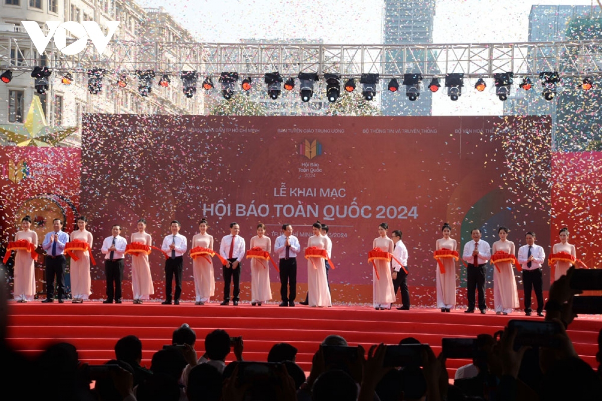 national press festival opens in ho chi minh city picture 2