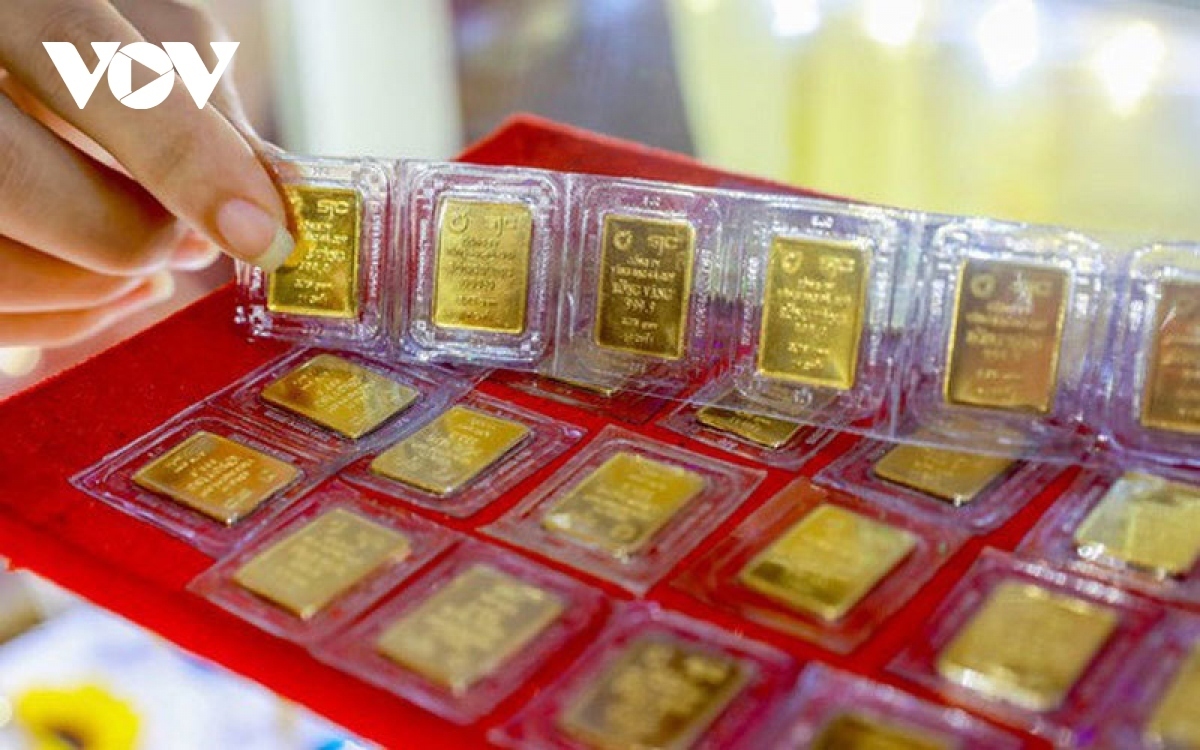 domestic gold prices hit record-breaking vnd82.2 million per tael picture 1