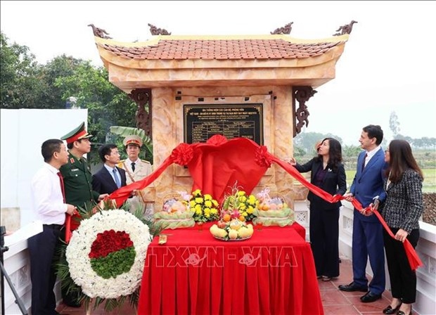 vietnamese and algerian victims of 1974 plane crash remembered in hanoi picture 1
