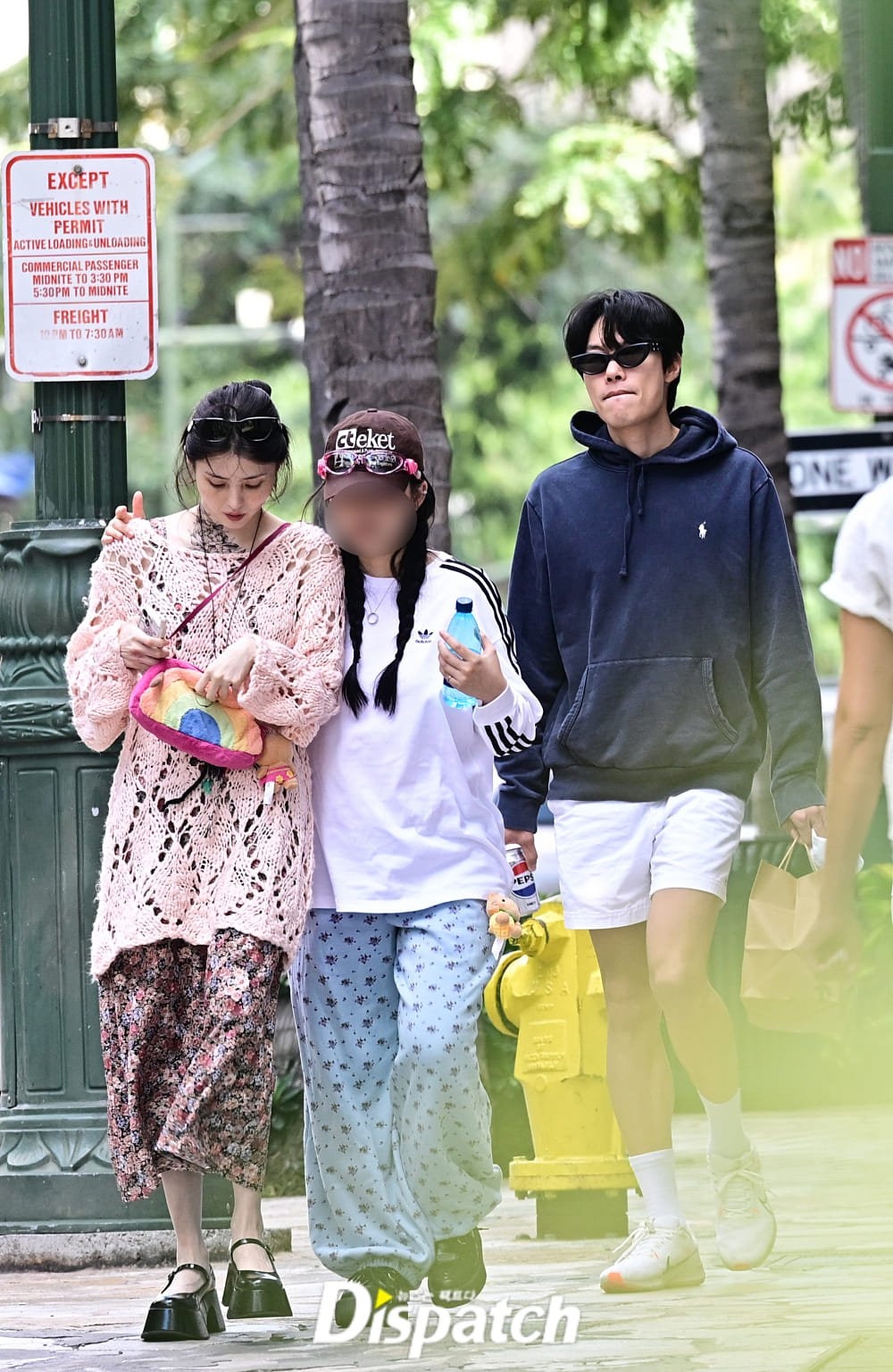 dispatch tung anh ryu jun yeol va han so hee hen ho o hawaii hinh anh 3