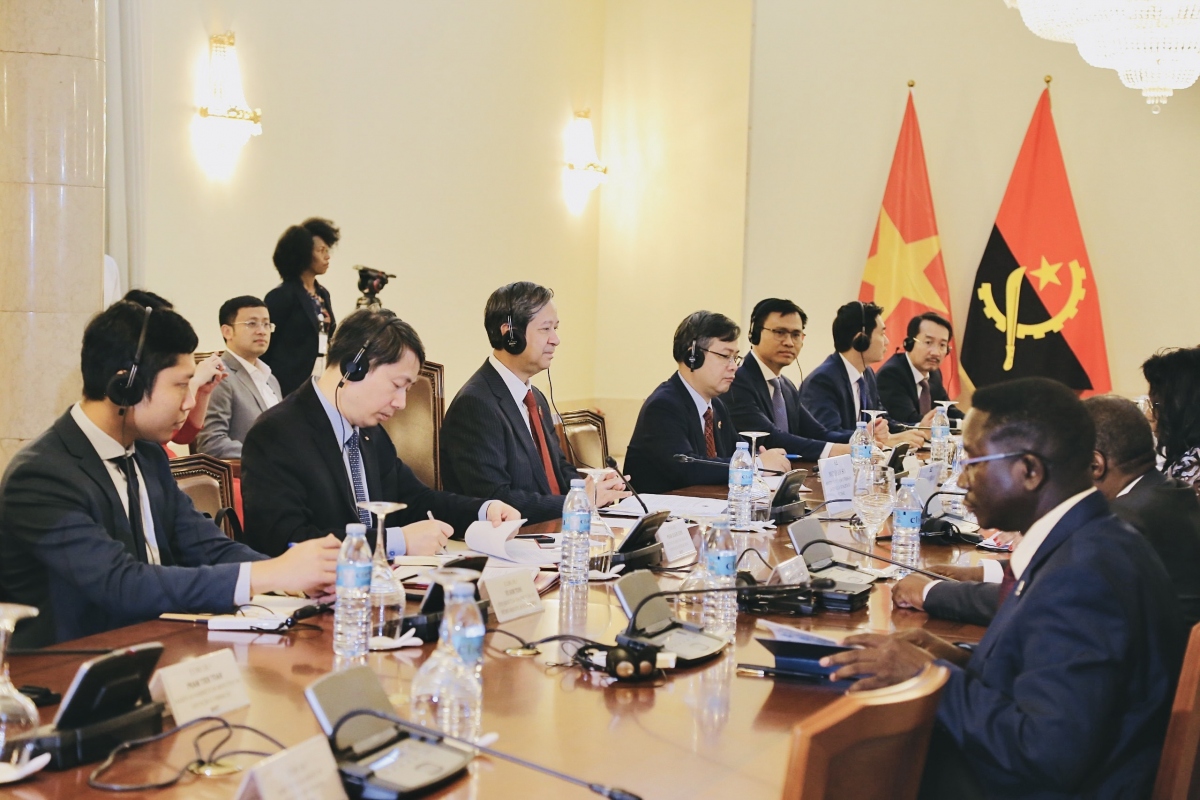 Kỳ họp lần thứ VII Uỷ ban liên chính phủ Việt Nam - Angola