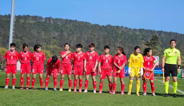 vietnam s u16s defeat african rivals 5-0 in uefa s friendlies picture 1