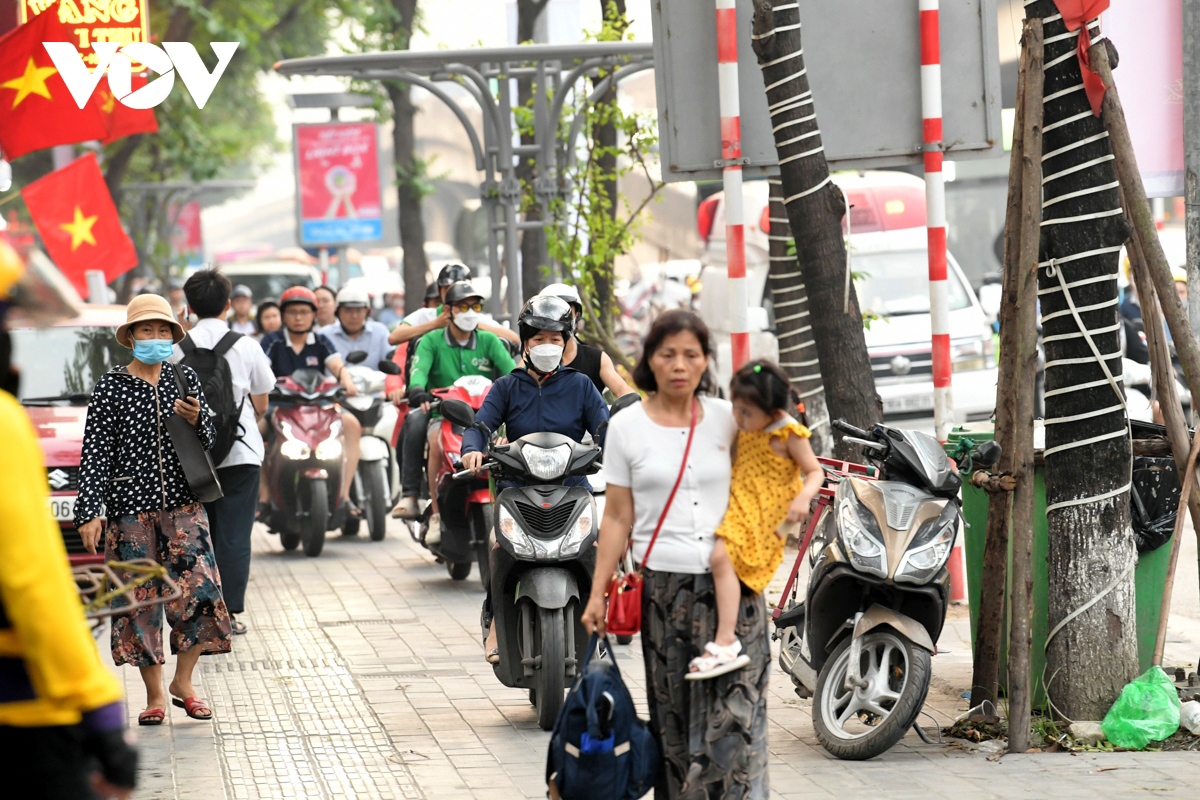 hanoi arteries get gridlocked as people flock to hometown on holiday picture 7
