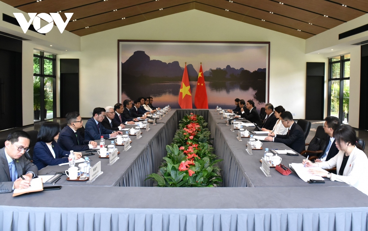 vietnam, china agree to improve effectiveness of economic and trade partnerships picture 1