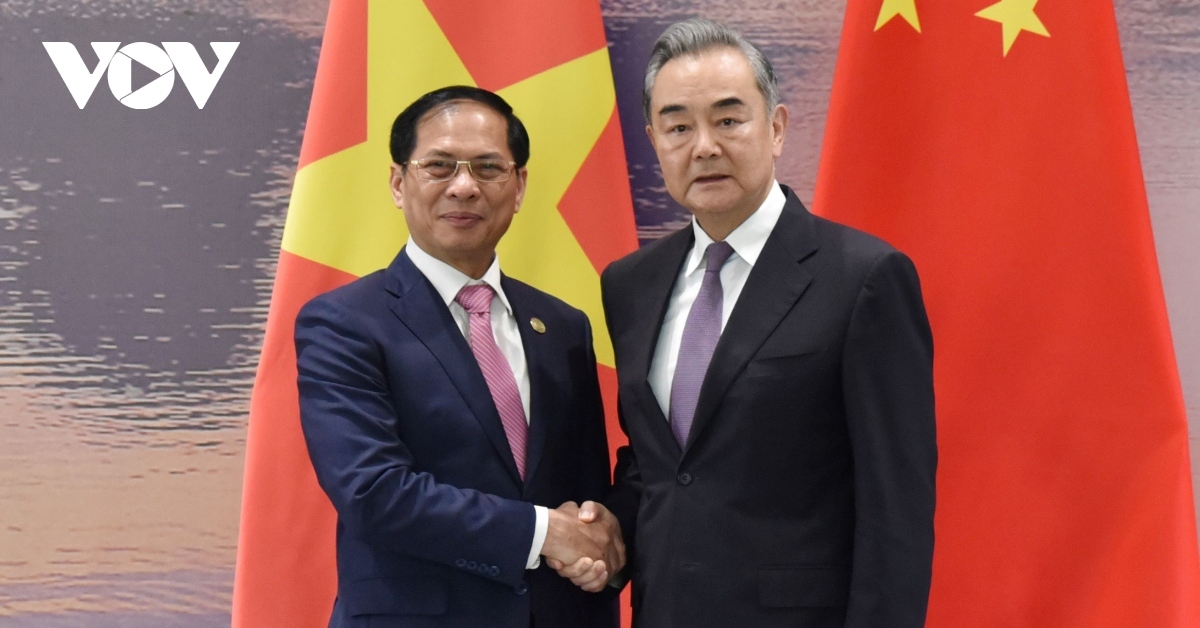 vietnam, china agree to improve effectiveness of economic and trade partnerships picture 2