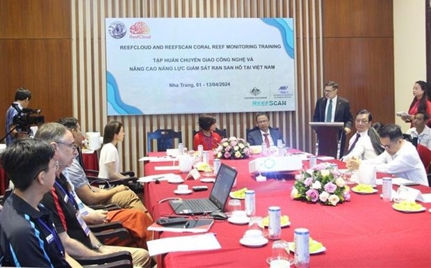 australia helps vietnam monitor, protect coral reefs picture 1