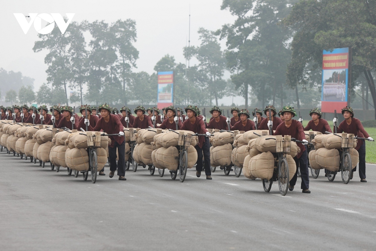 military forces hold rehearsal for dien bien phu victory celebration picture 2