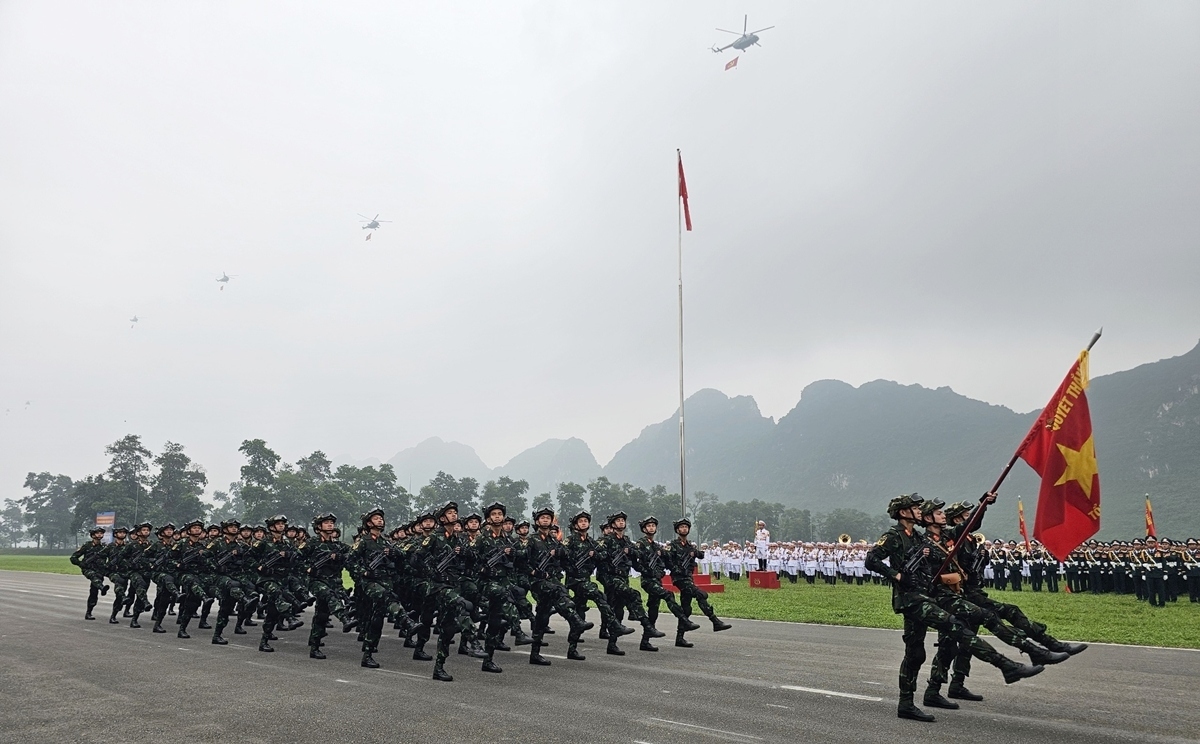 military forces hold rehearsal for dien bien phu victory celebration picture 4