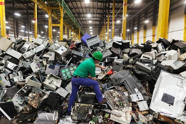 solutions proposed to tackle growing challenge of electronic waste picture 1