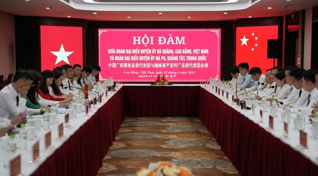 vietnamese and chinese localities seek stronger co-operation picture 1