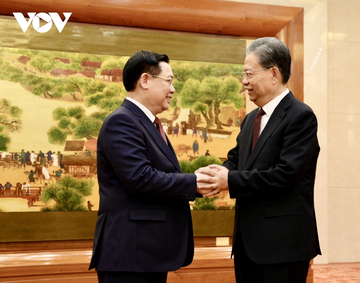 top vietnamese, chinese legislators hold talks, sign cooperation agreement picture 1