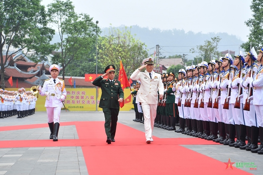 Giao Lưu Hữu Nghị Quốc Phòng Biên Giới Việt Nam - Trung Quốc Lần Thứ 8