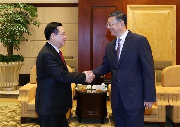 top legislator receives shanghai party chief picture 1