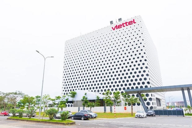 viettel opens data centre in hanoi s hoa lac hi-tech park picture 1
