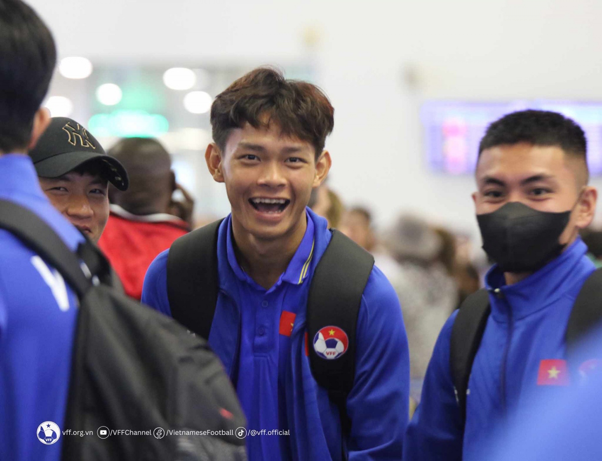 vietnamese u23 footballers head to qatar for u23 asian cup picture 5