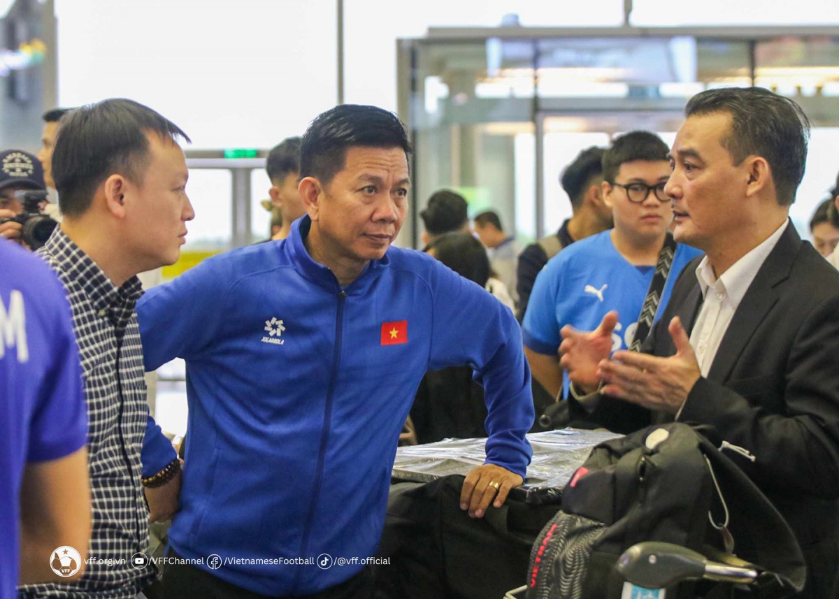 vietnamese u23 footballers head to qatar for u23 asian cup picture 7