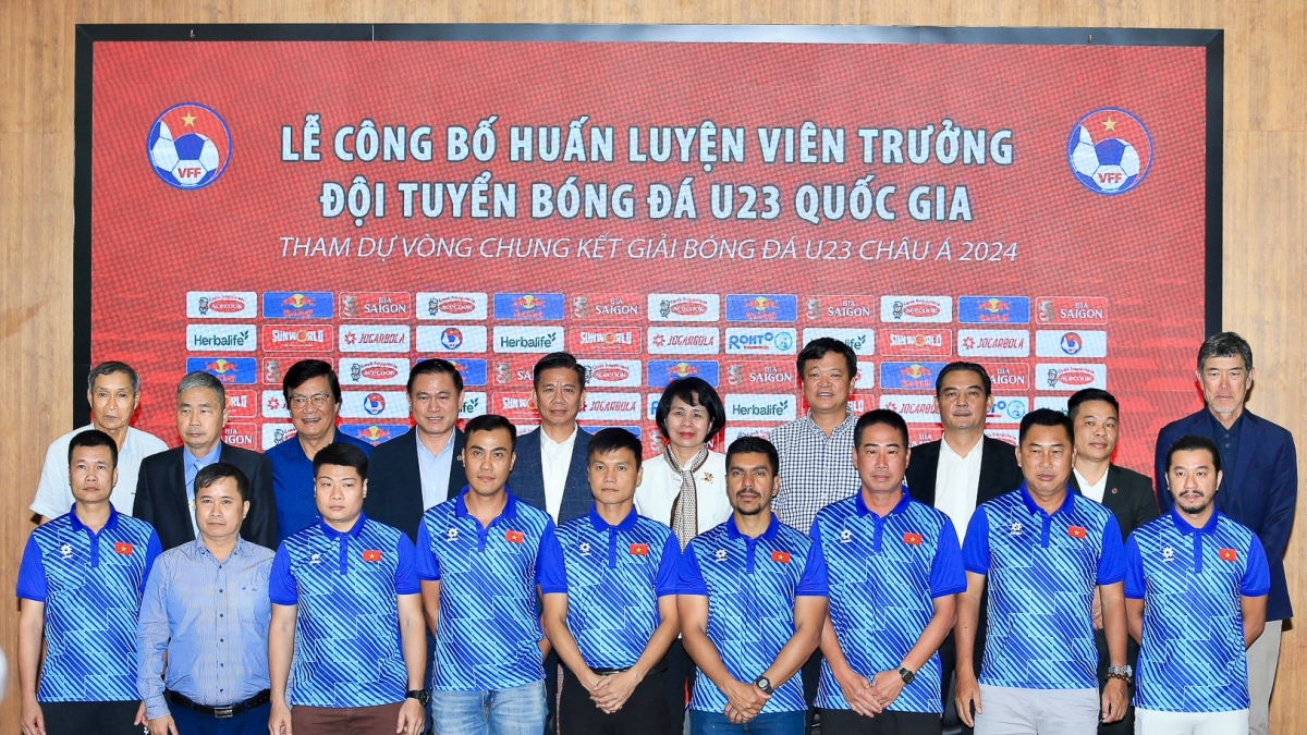 hlv hoang anh tuan noi loi gan ruot trong ngay ra mat u23 viet nam hinh anh 3