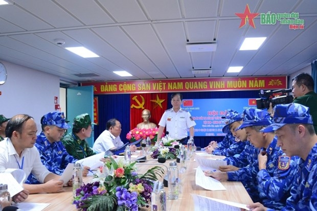 vietnam, china conducts joint patrol along demarcation line in gulf of tonkin picture 1