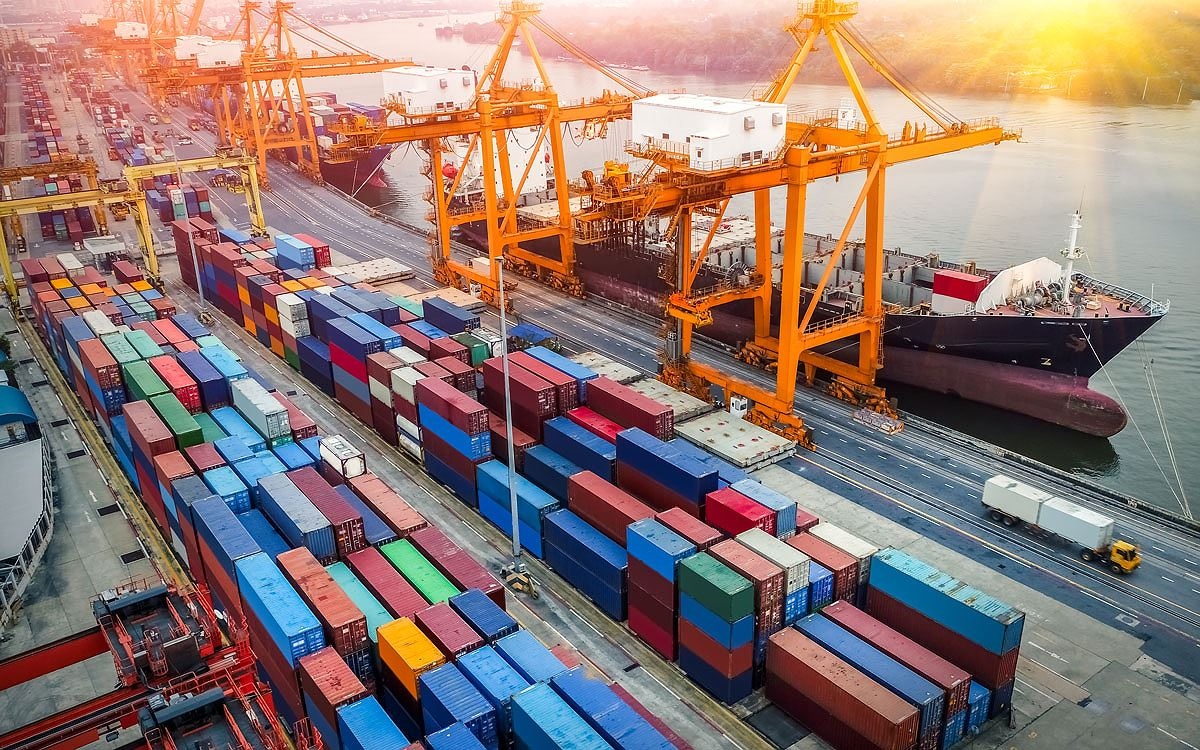 four-month trade surplus reaches us 8.4 billion picture 1