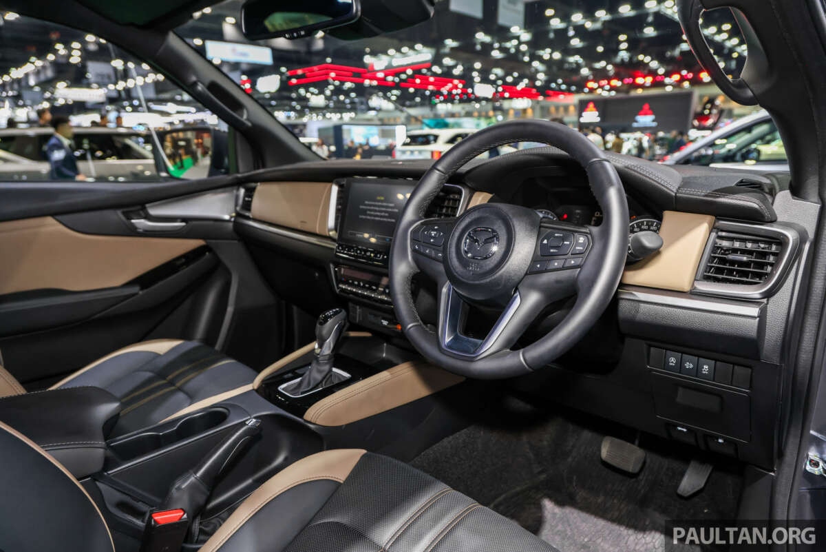 Chiêm ngưỡng những hình ảnh thực tế của Mazda BT-50 mới
