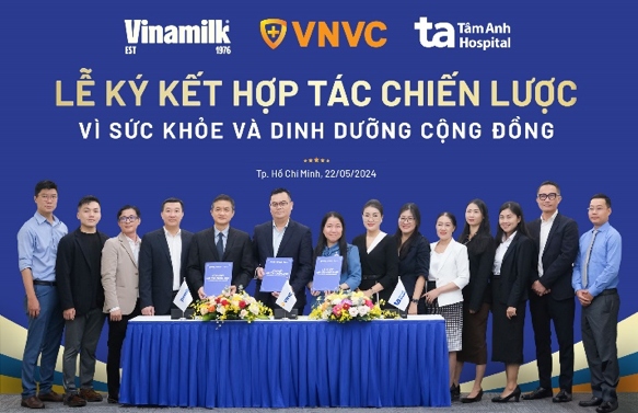 Vinamilk cùng nhiều đối tác y tế lớn đẩy mạnh chăm sóc sức khỏe cộng đồng