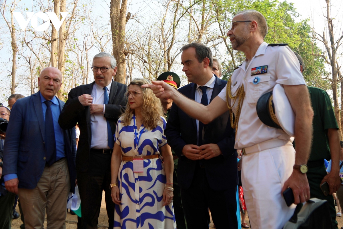 french defense minister lecornu visits former dien bien phu battlefield picture 2