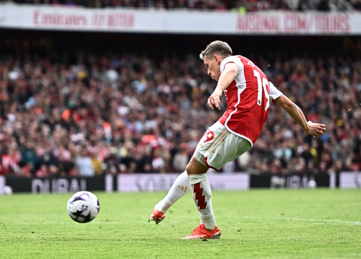 declan rice vua ghi ban vua kien tao, arsenal thang dam bournemouth hinh anh 3