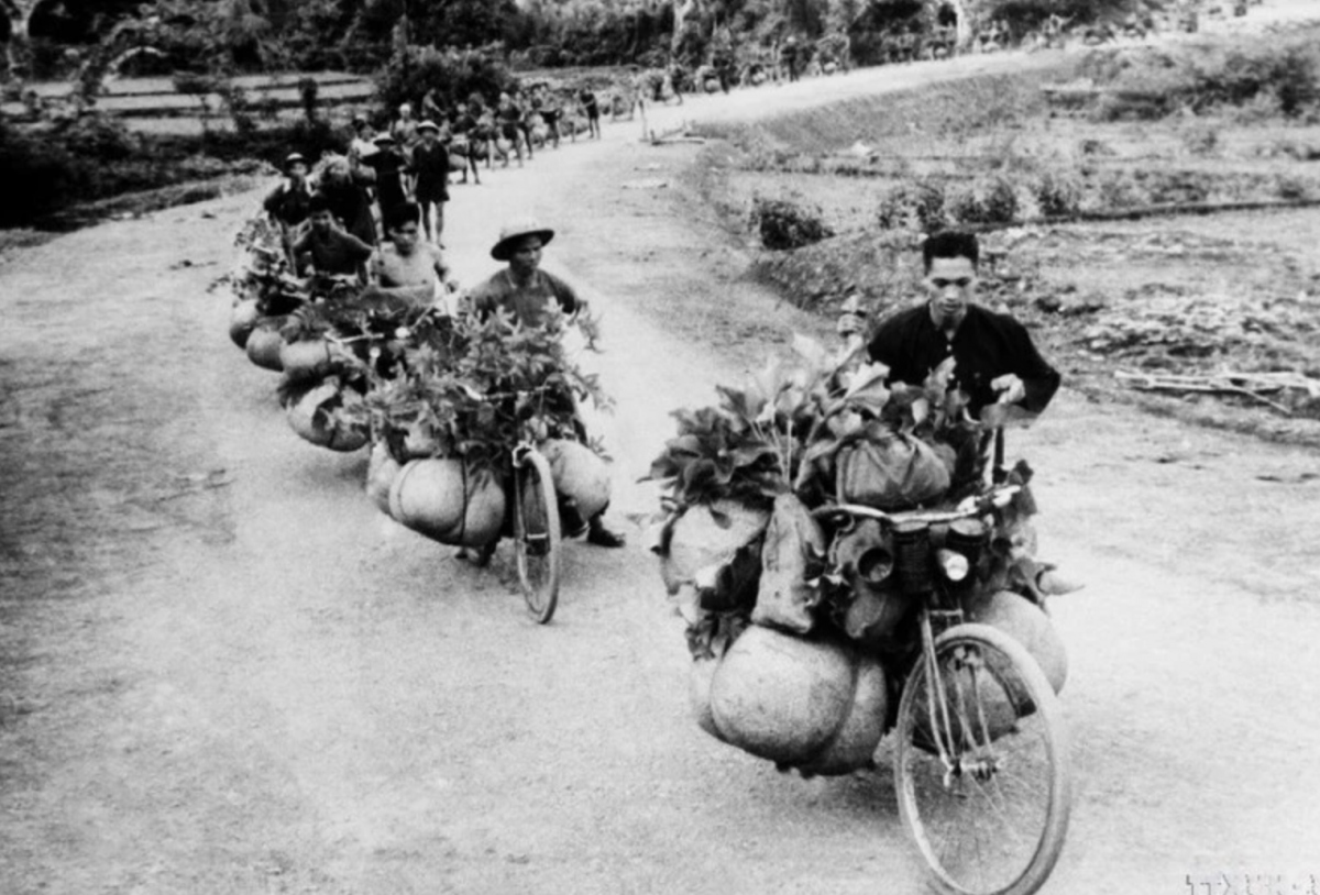 cuban newspaper highlights pack-bikes role in dien bien phu victory picture 1