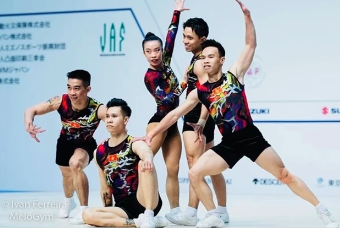 vietnamese athletes win gold medal at aerobic world cup in japan picture 1